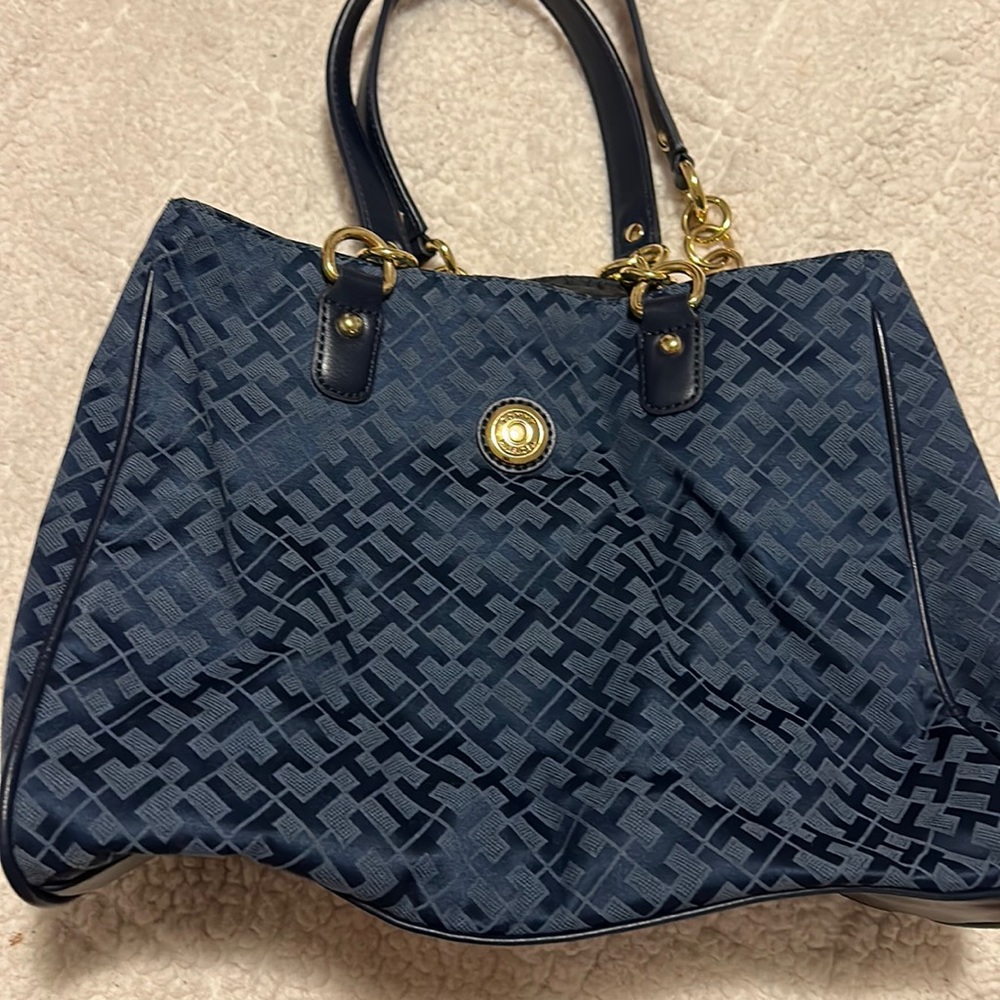 Tommy Hilfiger blue shoulder tote